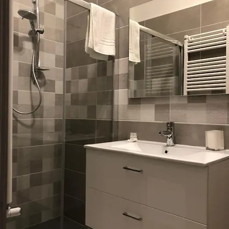 לינה וארוחת בוקר Stabile139